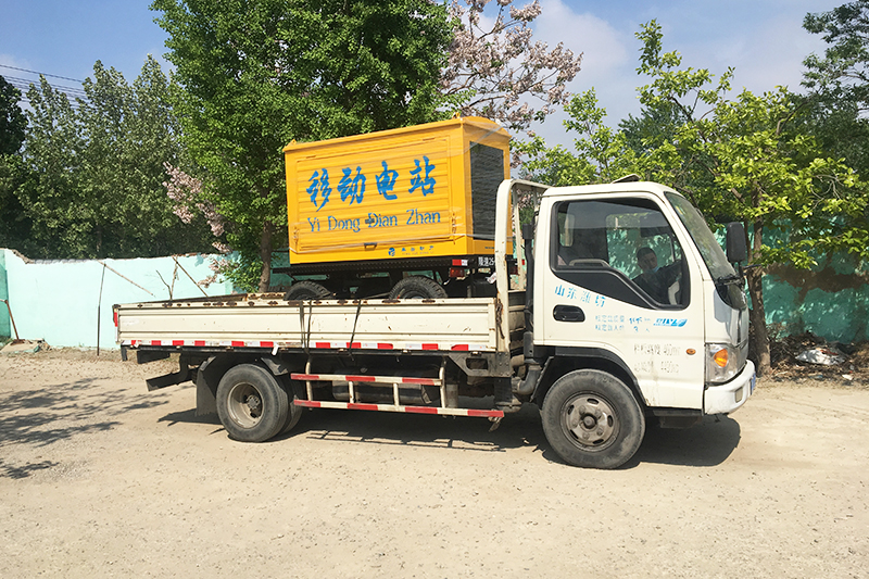 一臺50kw拖車防雨棚式發電機組發往內蒙古錫林郭勒盟